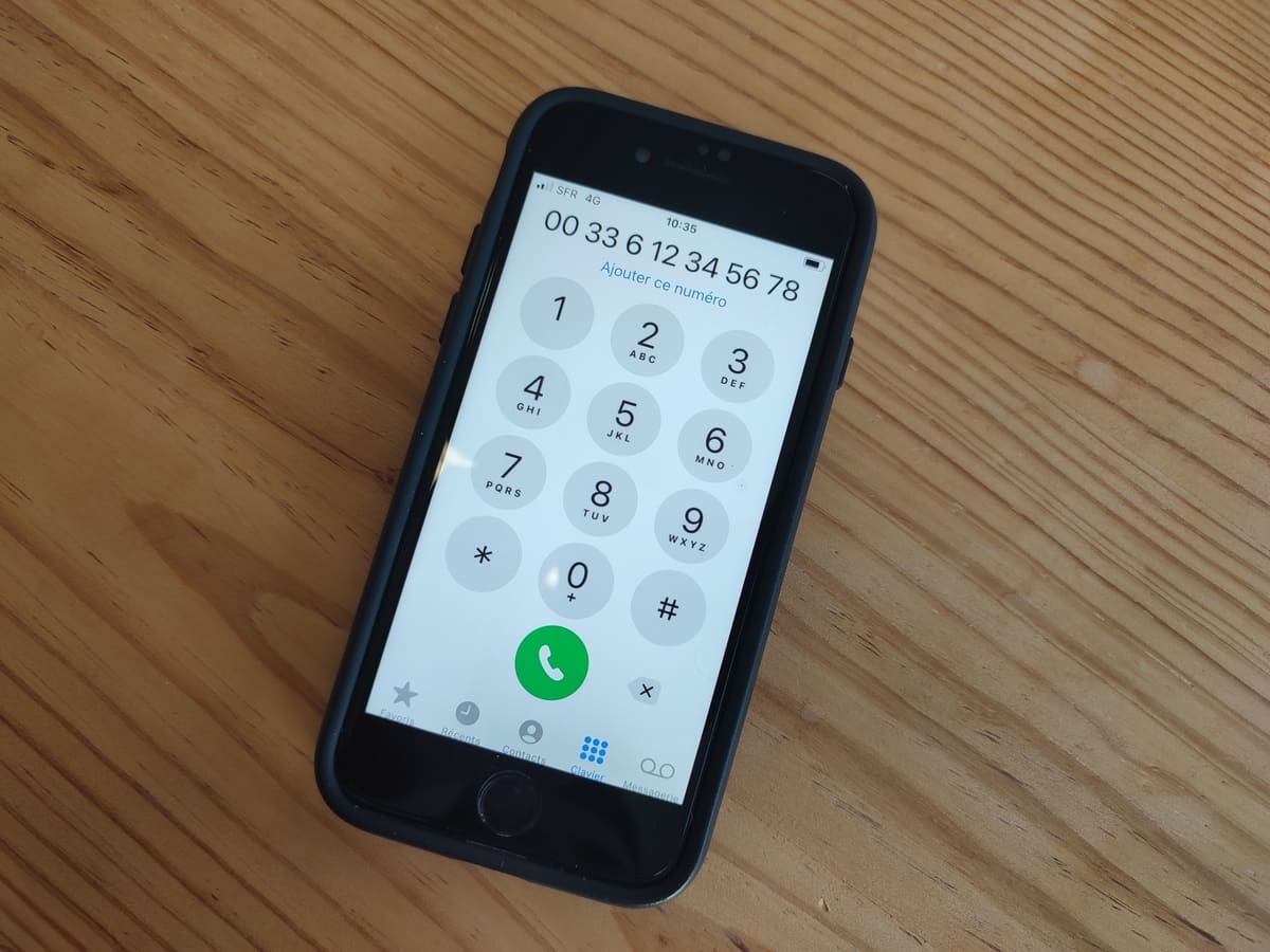 how to dial french number on iphone